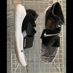 Nike Free RN Motion FlyKnit men’s size 13